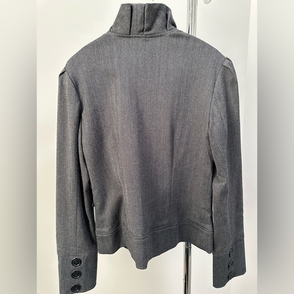 NWOT fitted lined blazer with buttons. Size 5/6 - Picture 3 of 3